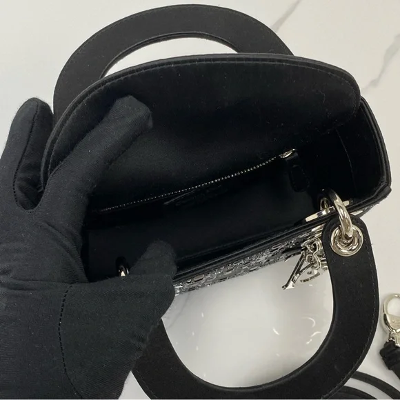 Christian Dior Mini Lady Dior Bag - Picture 6 of 6